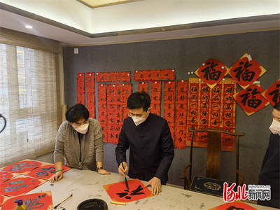聽梆子、學剪紙、寫福字，跟著名家過新年！石家莊任源藝術空間傳統文化活動紀實